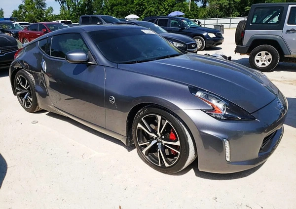 Nissan 370 Z cena 53000 przebieg: 72200, rok produkcji 2019 z Pisz małe 46